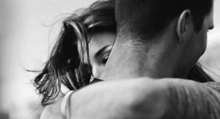 oamenii-buni-poarta-ciacatrici-in-suflet