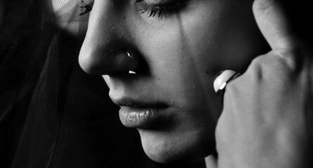 umilinta-distruge-creierul