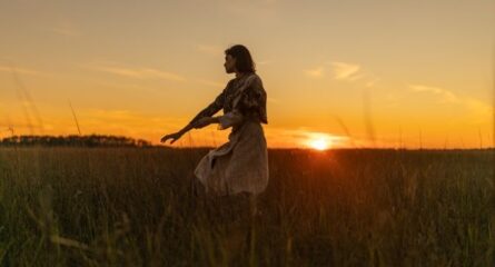 cand-vorbesti-despre-alti-oameni-pilda