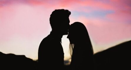 oameni-care-vindeca-inimi-frante