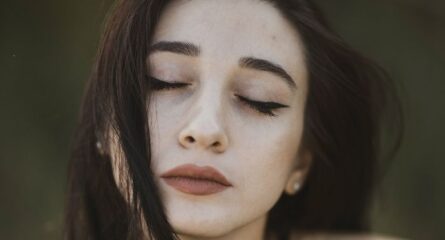 femeie-cu-demnitate-limite-personale