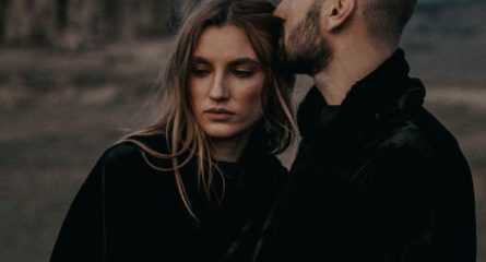 cand-cineva-incearca-sa-te-faca-sa-te-simti-vinovat