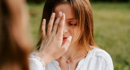 cum-sa-te-protejezi-de-energia-negativa