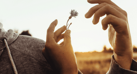 oamenii-vor-sa-fie-alaturi-de-persoana-draga