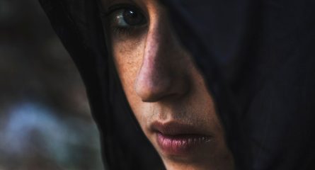 cineva-din-anturajul-tau-iti-doreste-raul-semne